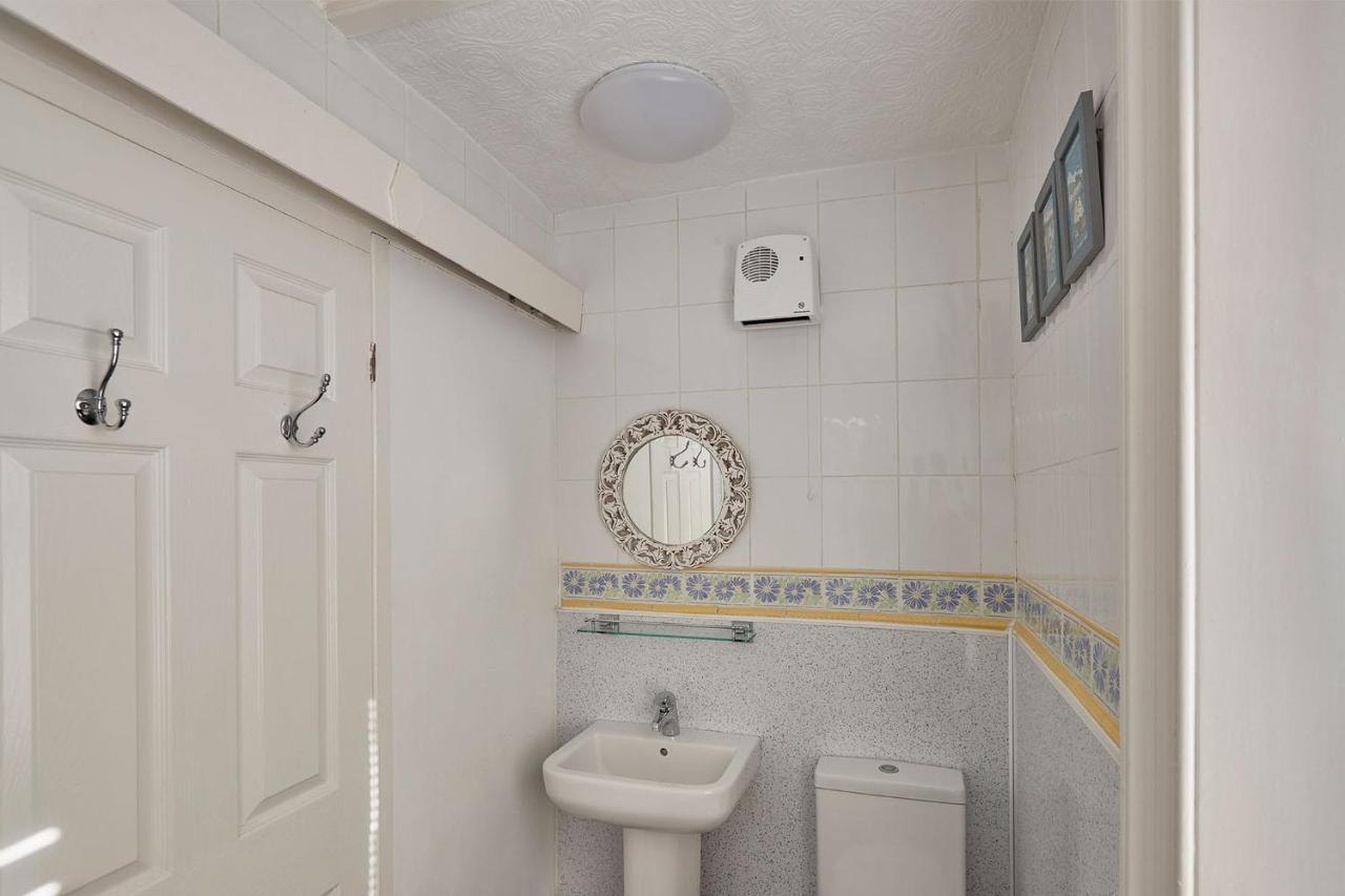 Apartment 4, Khyber Lodge Apartment Whitby Exteriér fotografie